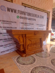 meja altar gereja kayu jati 