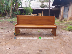 kursi gereja katolik jati